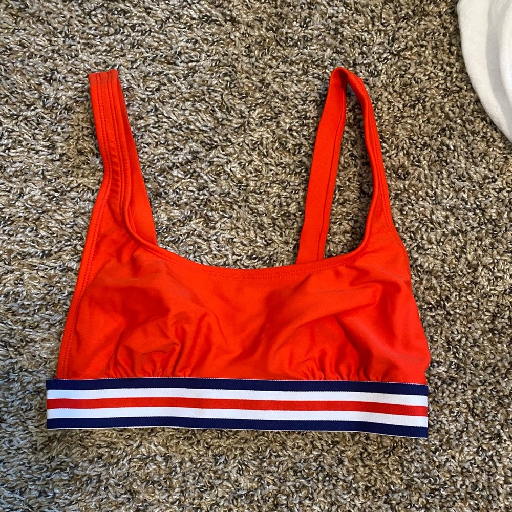 NWOT bikini top